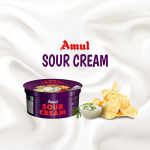 Amul Sour Cream tub with potato chips and dip