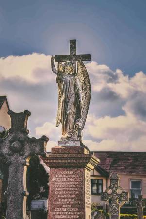 Angel Statue In Cemetery Image For Pinterest