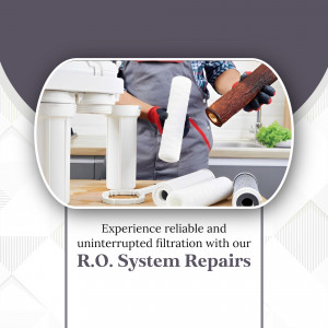 A technician replacing dirty RO filter cartridges during a water purifier repair service.